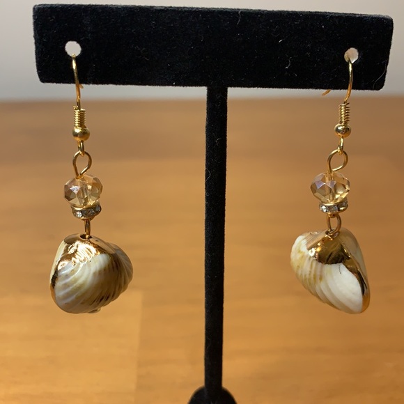 Gold Clamshell Drop Earrings w/ Smoky Crystal – Beach Boho Statement Jewelry - Picture 7 of 10